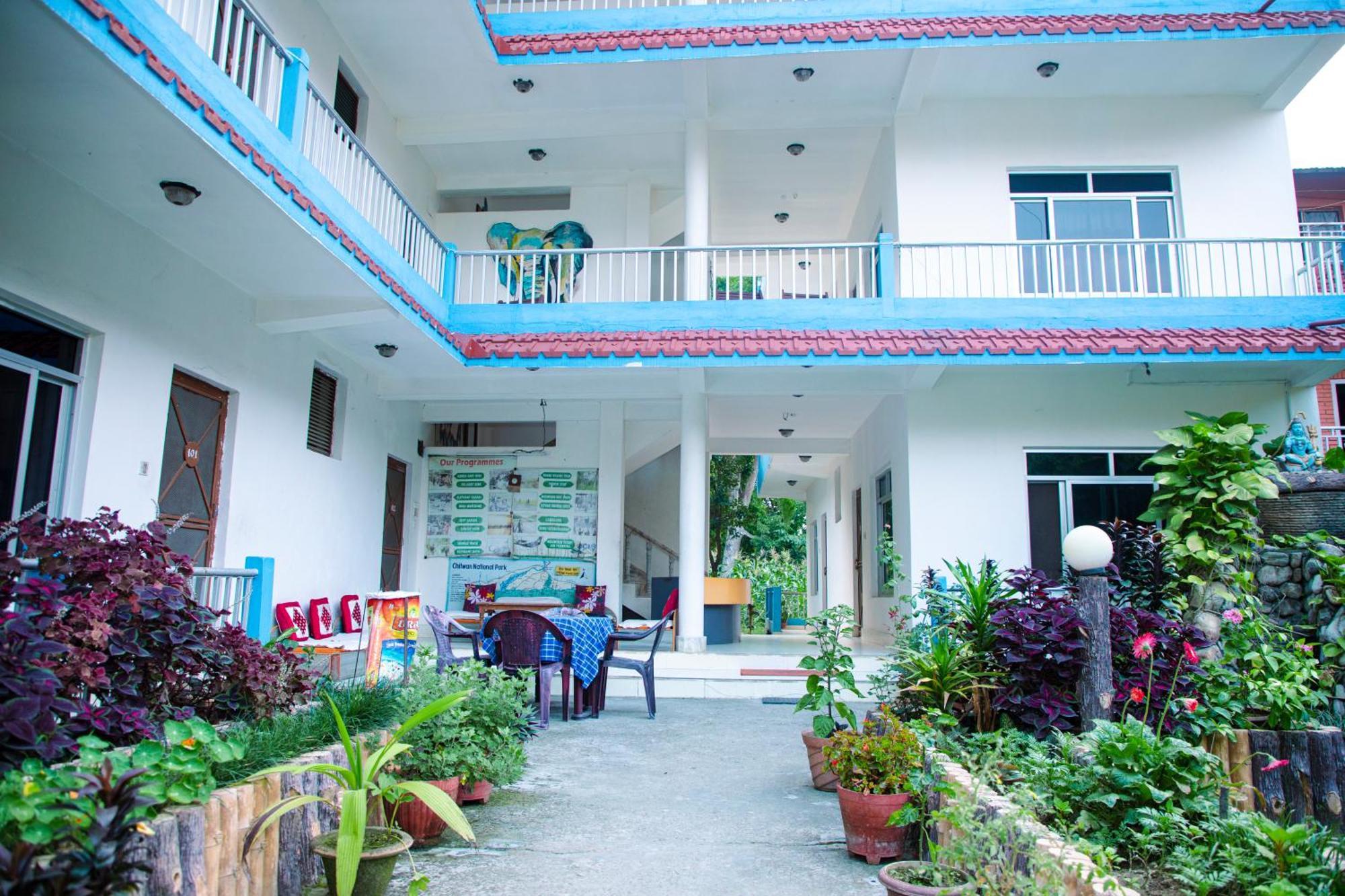 Hotel Shiva'S Dream Sauraha Zewnętrze zdjęcie
