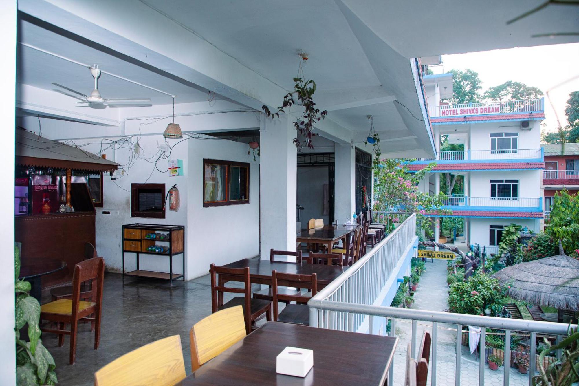 Hotel Shiva'S Dream Sauraha Zewnętrze zdjęcie