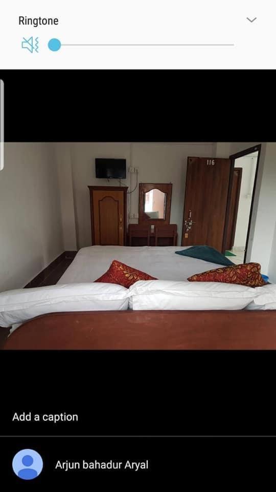 Hotel Shiva'S Dream Sauraha Zewnętrze zdjęcie