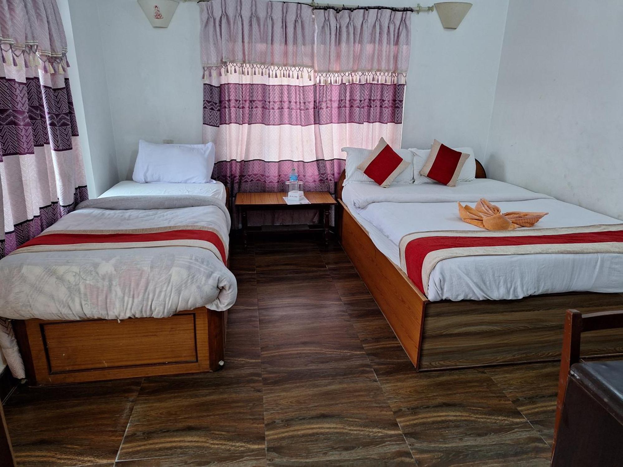 Hotel Shiva'S Dream Sauraha Zewnętrze zdjęcie
